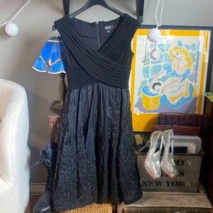 Adrianna Papell Petite - Black Tea Length Gown - 6P